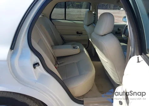 2008 Ford Crown Victoria Lx из США, поврежденный, VIN 2FAFP74V38X127610